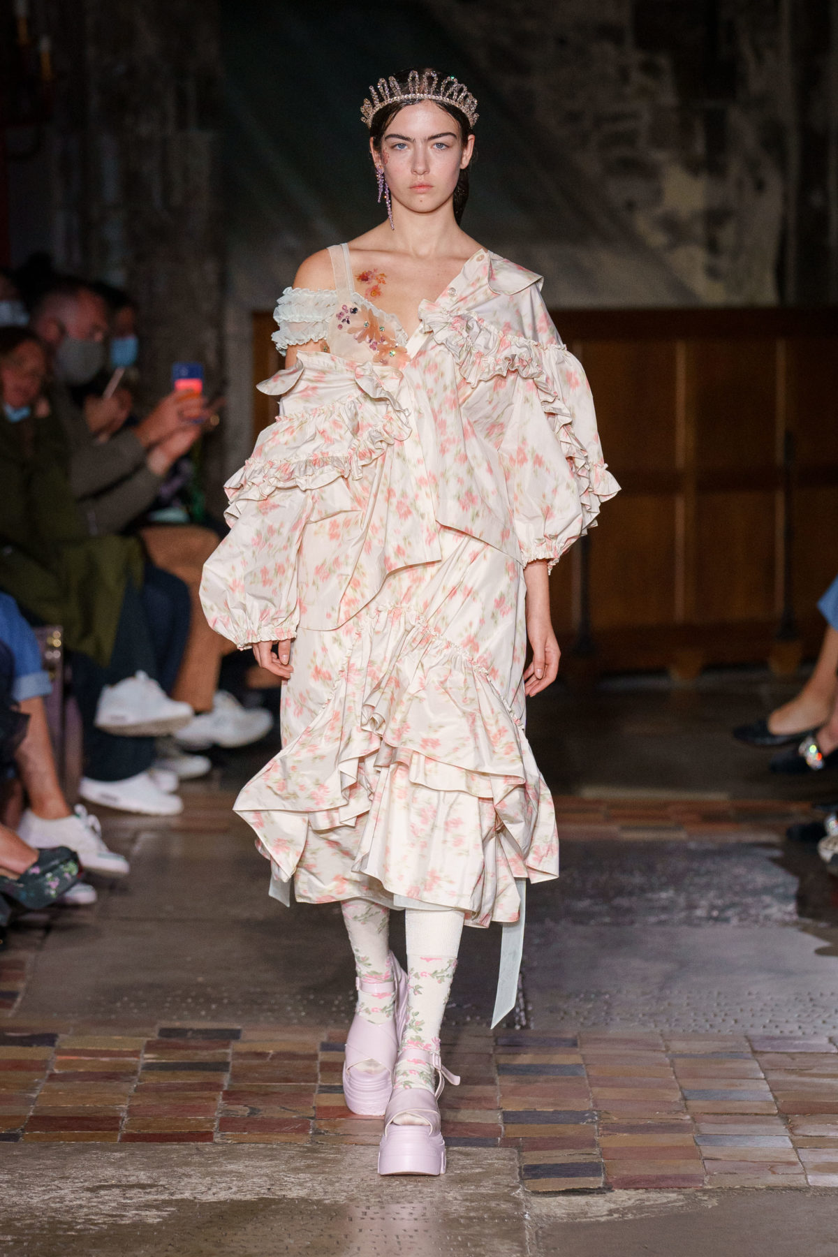 SIMONE ROCHA SS22 | CRASH Magazine