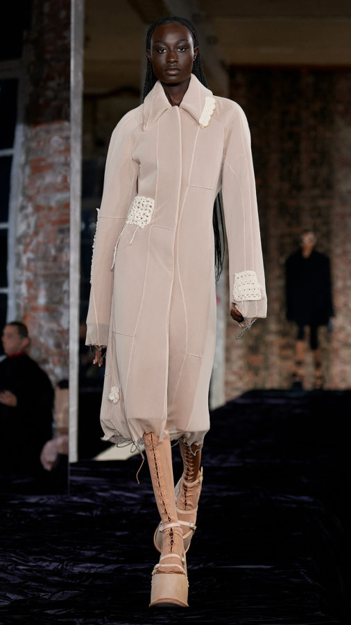 LOOK: ACNE SHOW(Paris Haute Couture)
