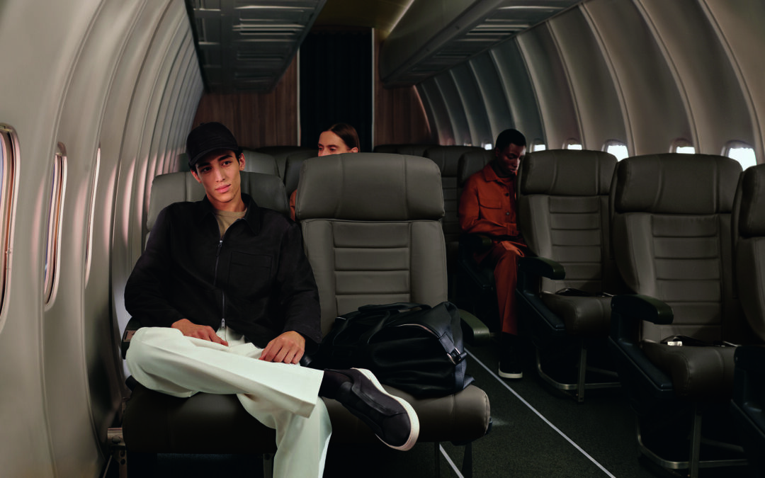 ZEGNA UNVEILS TRIPLE STITCH SECONDSKIN & « AIRPLANE MODE » CAMPAIGN