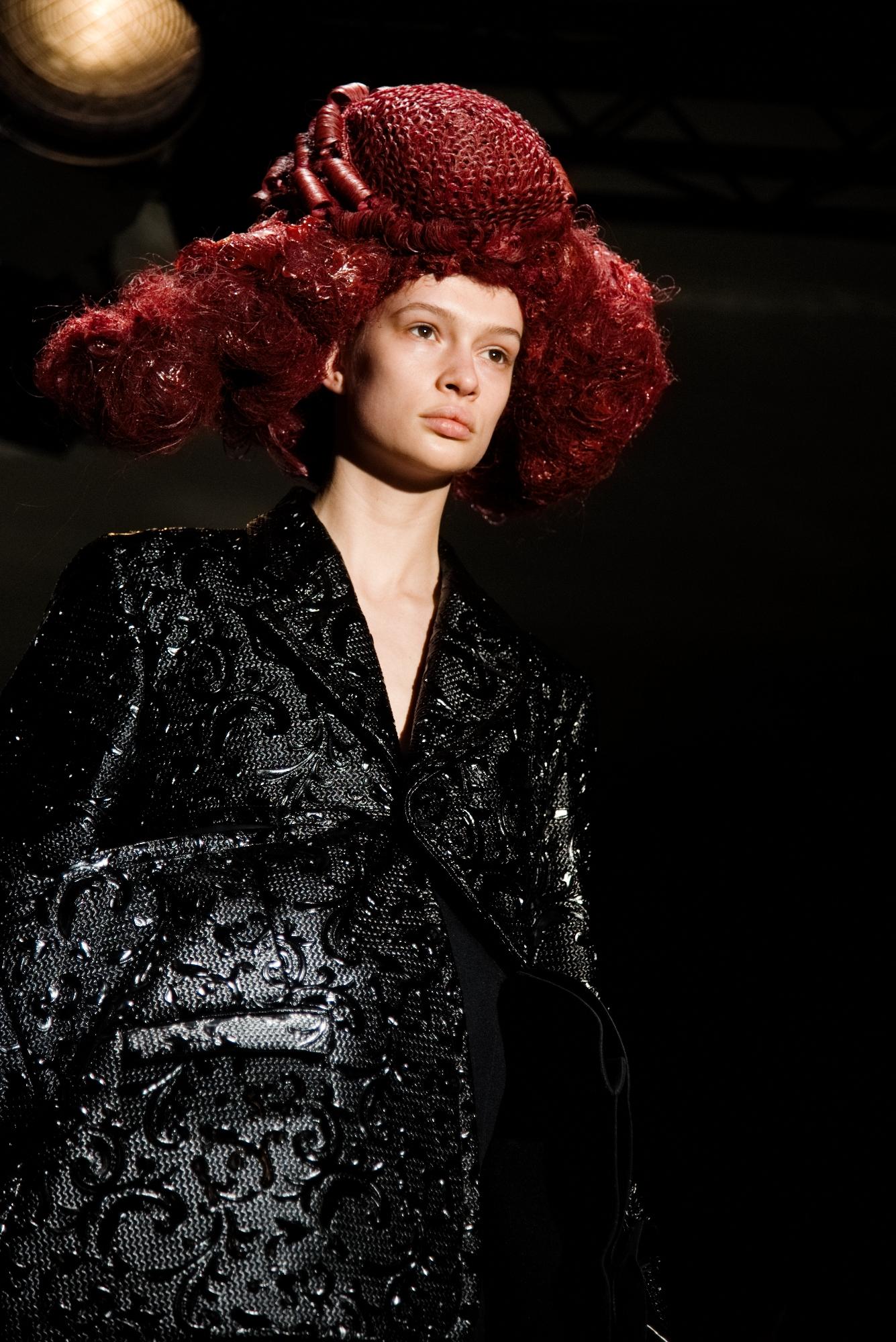 COMME DES GARÇONS FW24 FASHION SHOW | CRASH Magazine